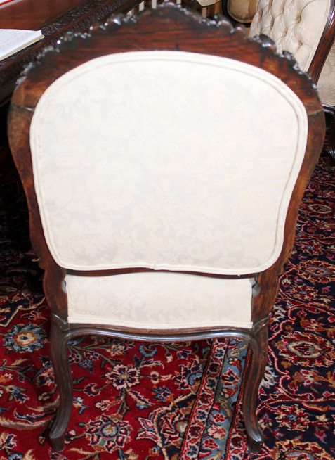 250d - 4 rosewood dining chairs with carved crown